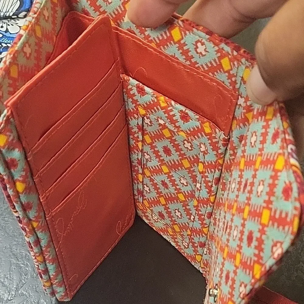VERA BRADLEY ACCESORIES